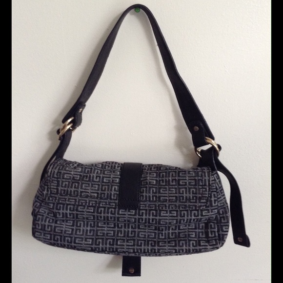 NWT  Givenchy Pandora Bag - Picture 3 of 6