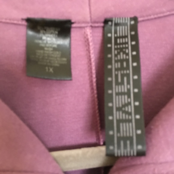 Flattering plum zipper sweat jacket - Picture 3 of 4