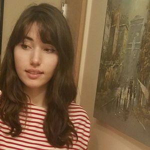 Meet your Posher, Claudia