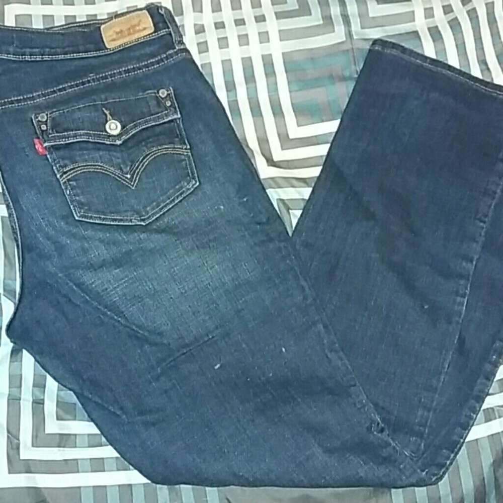 Levi's