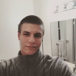 Meet your Posher, Christian