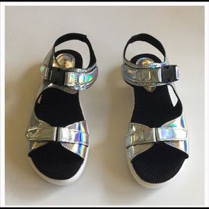 Bamboo Shoes - Silver Benecia Sandals Bamboo Shoes - Silver Benecia Sandals