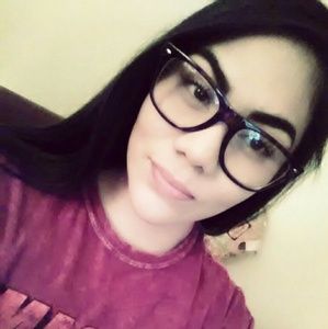 Meet your Posher, Mina