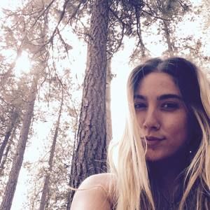 Meet your Posher, Jackie