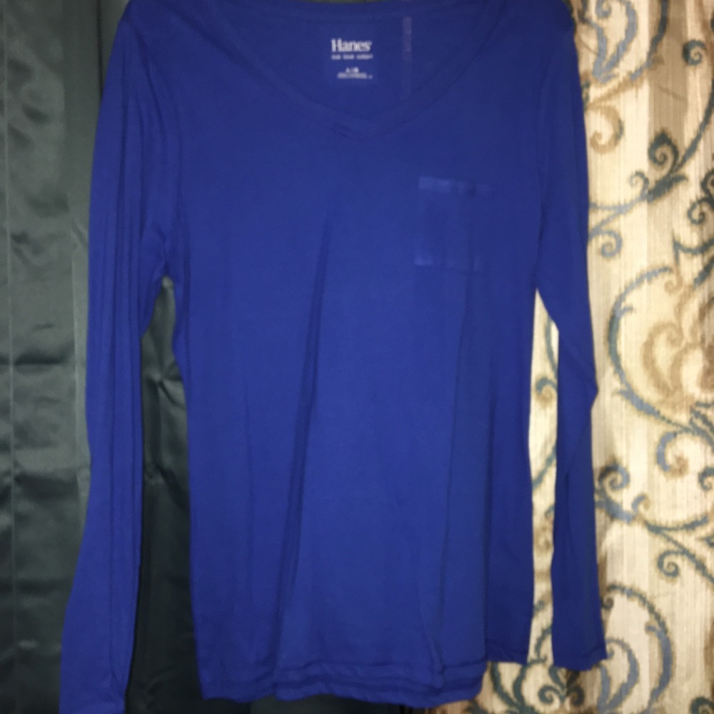 long sleeve v neck!!