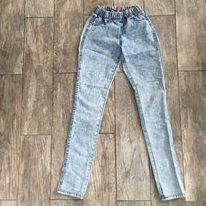 H&M Acid wash high waist skinny jeans