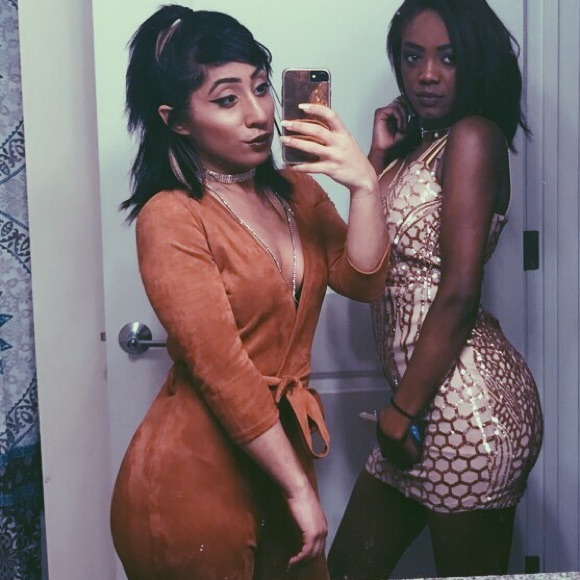 Meet ur posher! - Picture 4 of 4