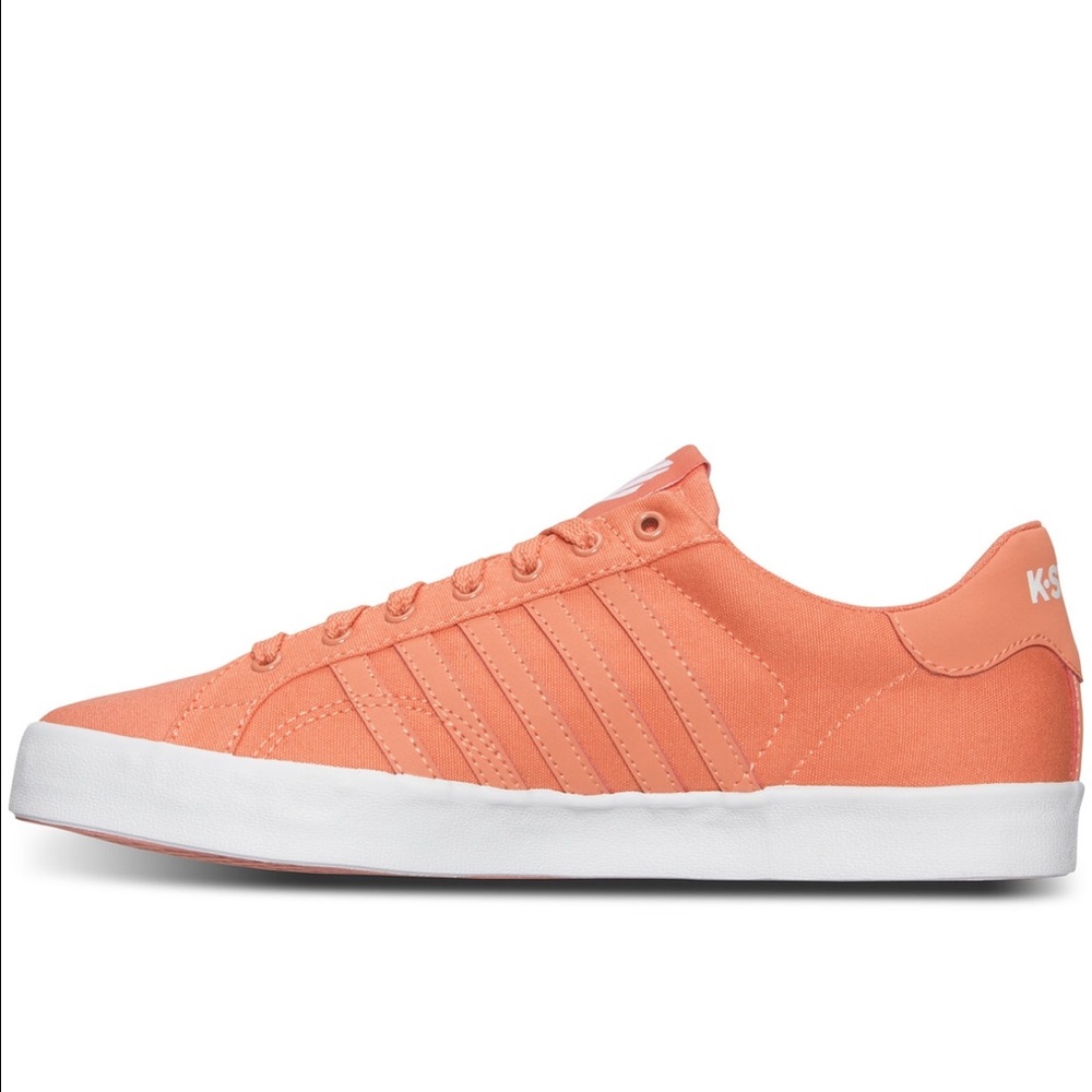 K-SWISS cool sneakers in orange. ❤️