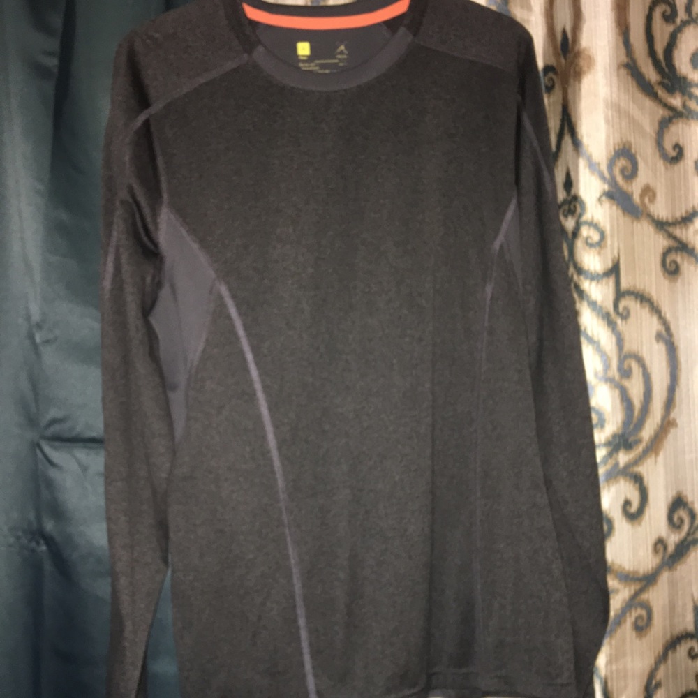 long sleeve!! - Picture 2 of 4