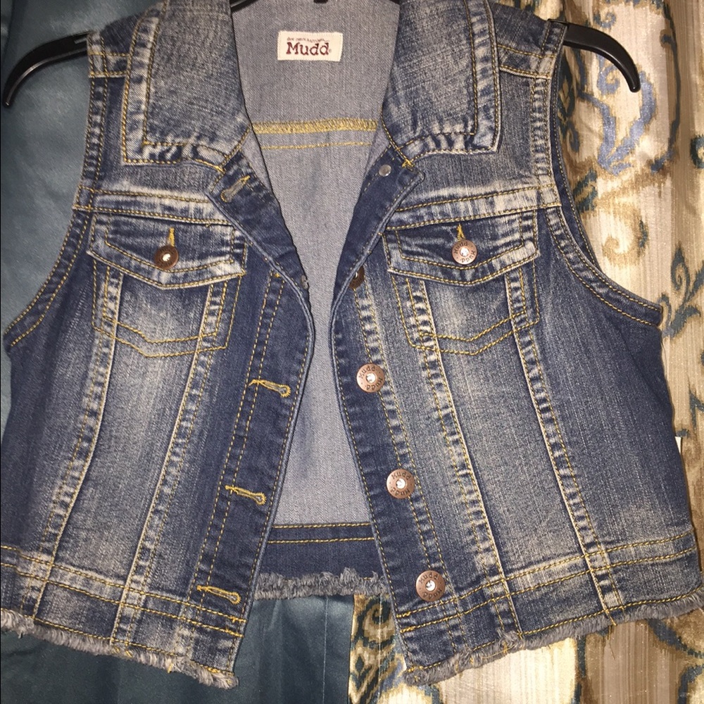 cut off jean jacket!!