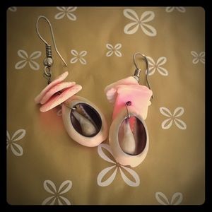 Pink shell 🐚 Earrings