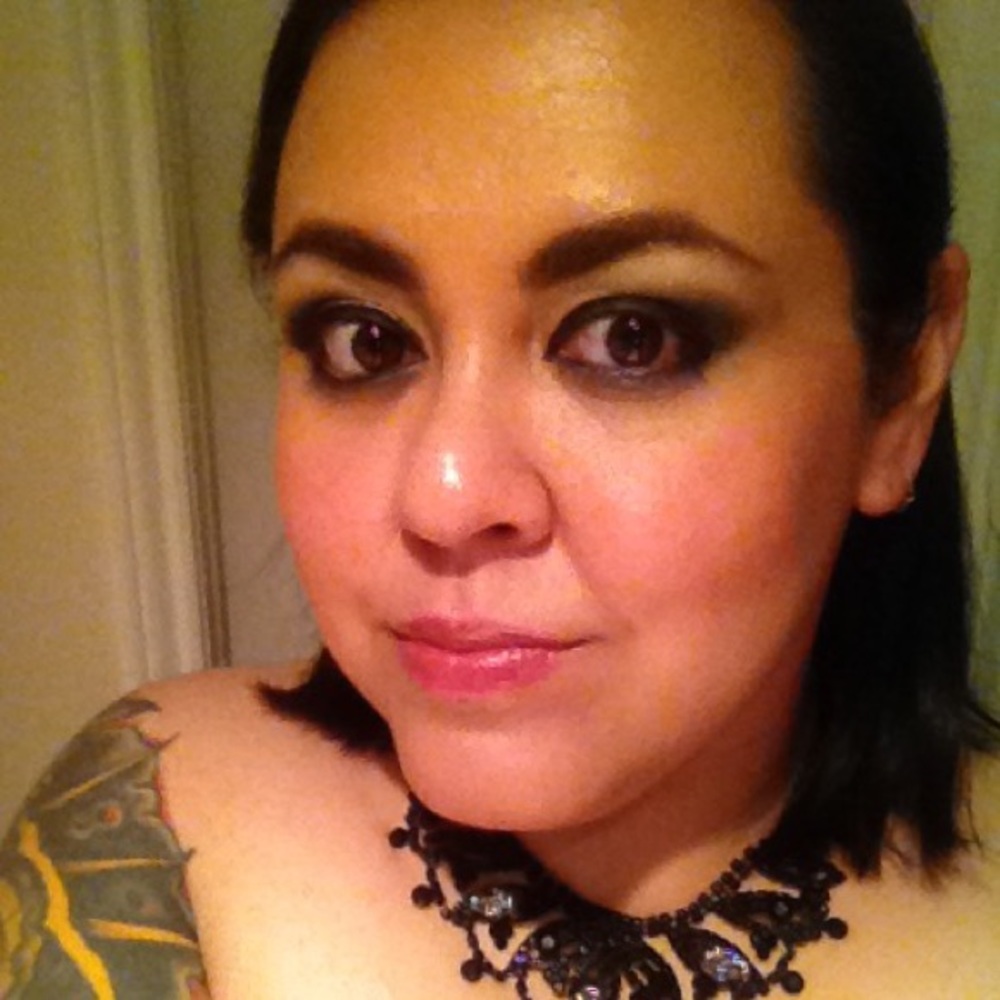 Meet your Posher, Cynthia