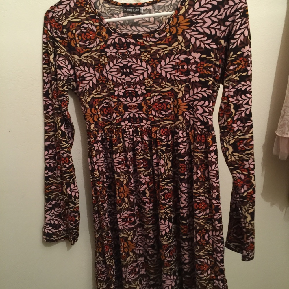 Earthbound Trading Co long sleeve dress