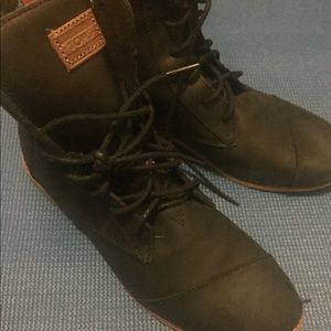 Toms Black Alpha boot