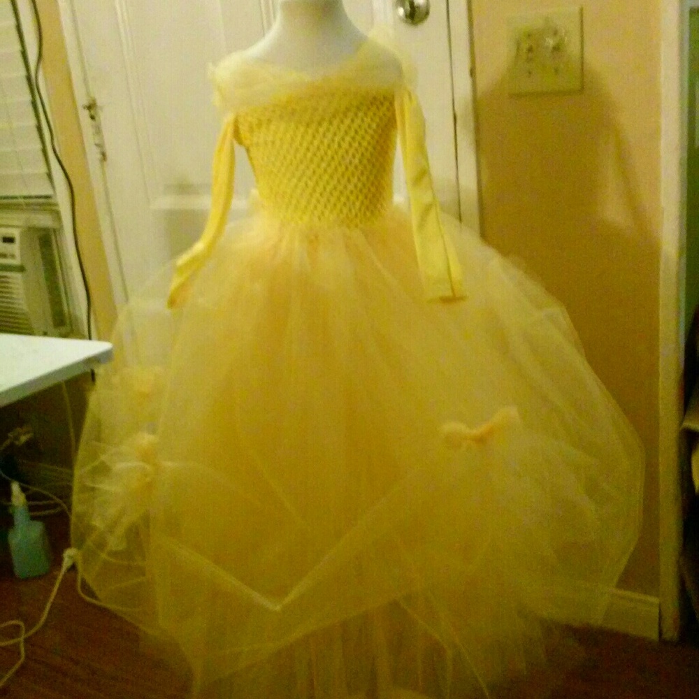 Belle costume