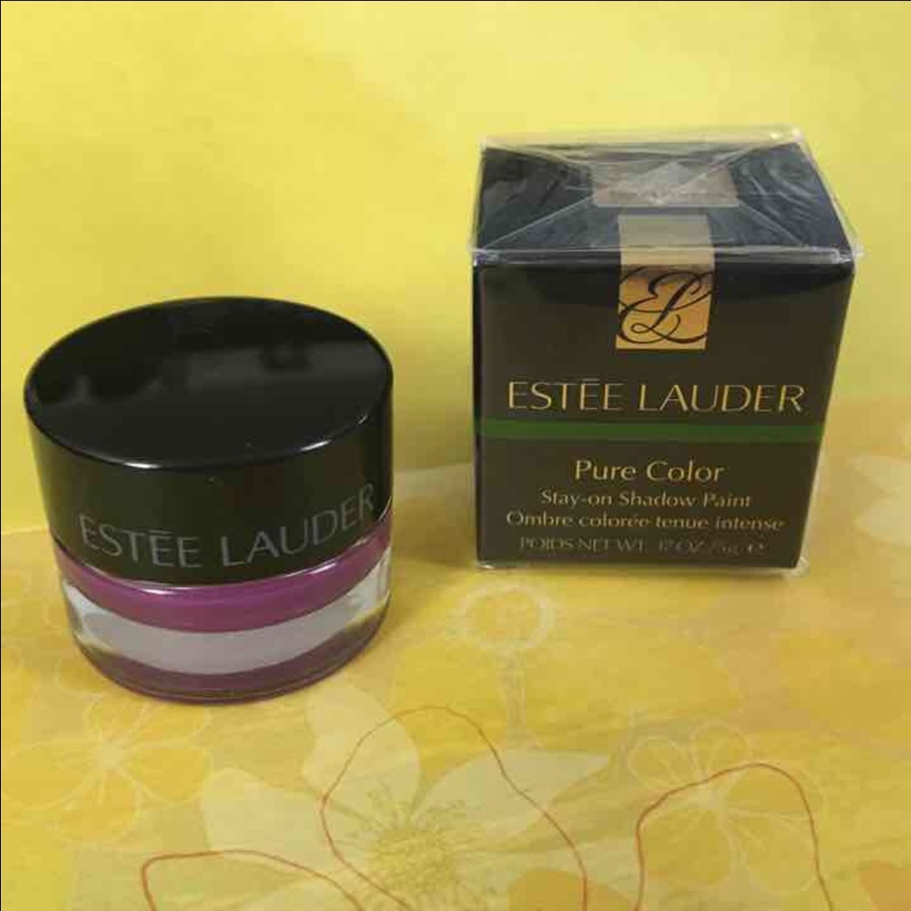 Estee lauder Eye shadow   Stay- on