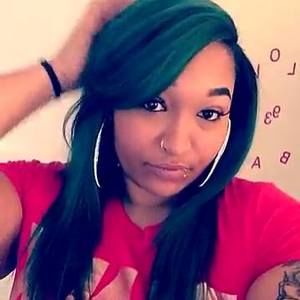 Meet your Posher, Janet