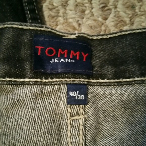 Men's Tommy Hilfiger Jeans - Picture 2 of 5