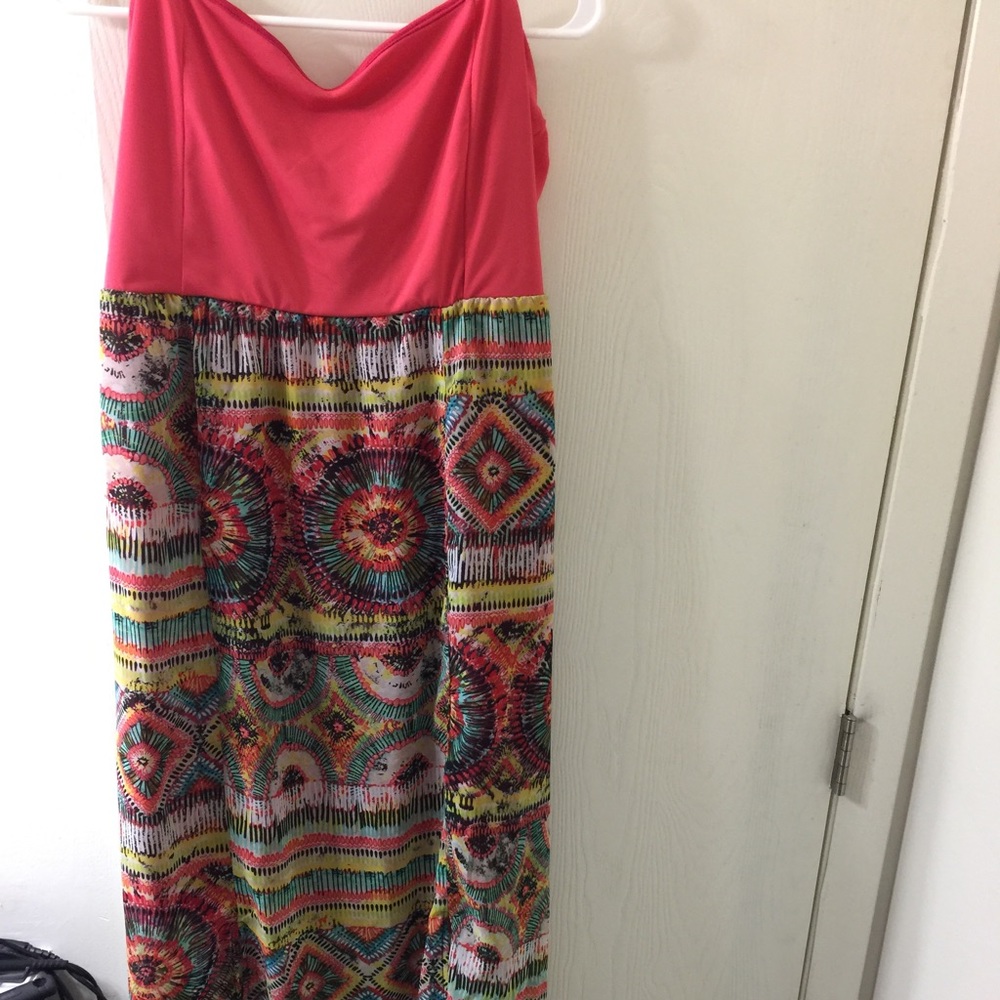 Pink/multi colored strapless dress