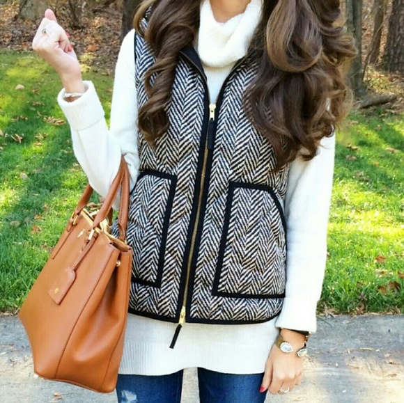 HERRINGBONE VEST - Picture 3 of 3