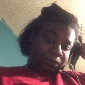 Meet your Posher, Simone