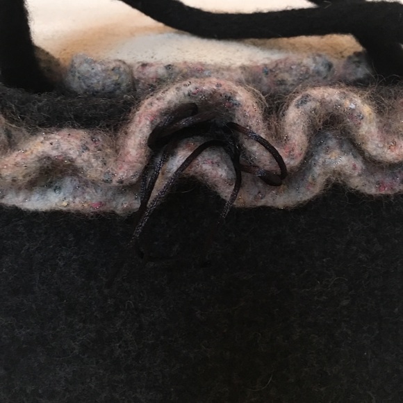 Purse - Felted - Handmade - Picture 2 of 3