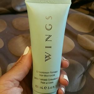 Wings Perfume Body Moisturizer