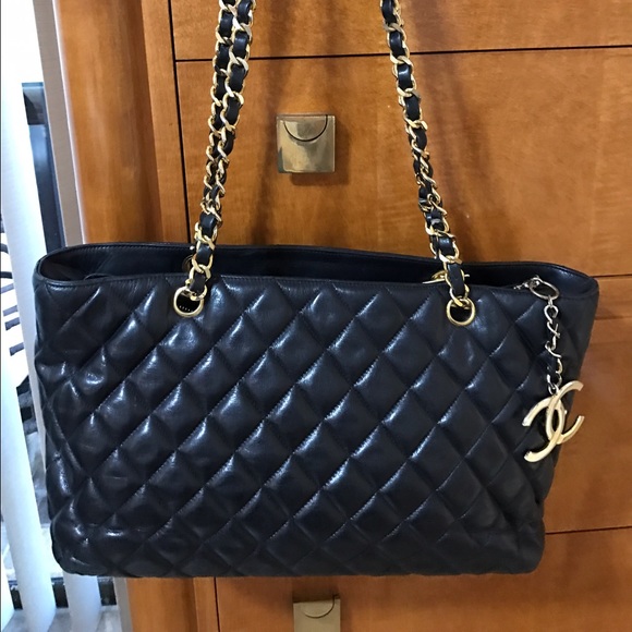 🌷 🌷Chanel authentic handbag - Picture 2 of 8