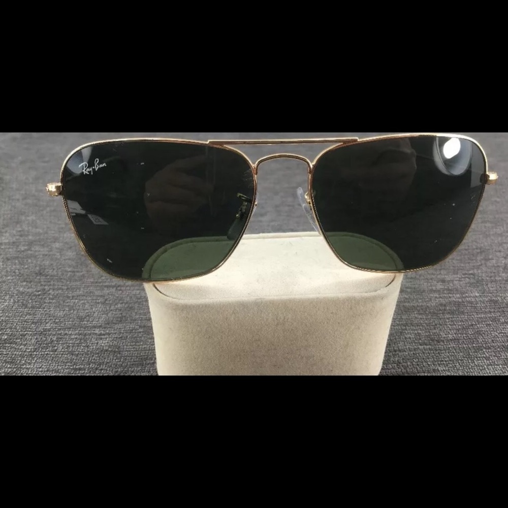 Ray-Ban Gold Caravan Aviator Sunglasses 55 15