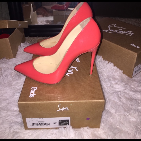 Christian Louboutin - Picture 1 of 8