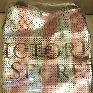NEW VICTORIA SECRET GLITTER  BAG