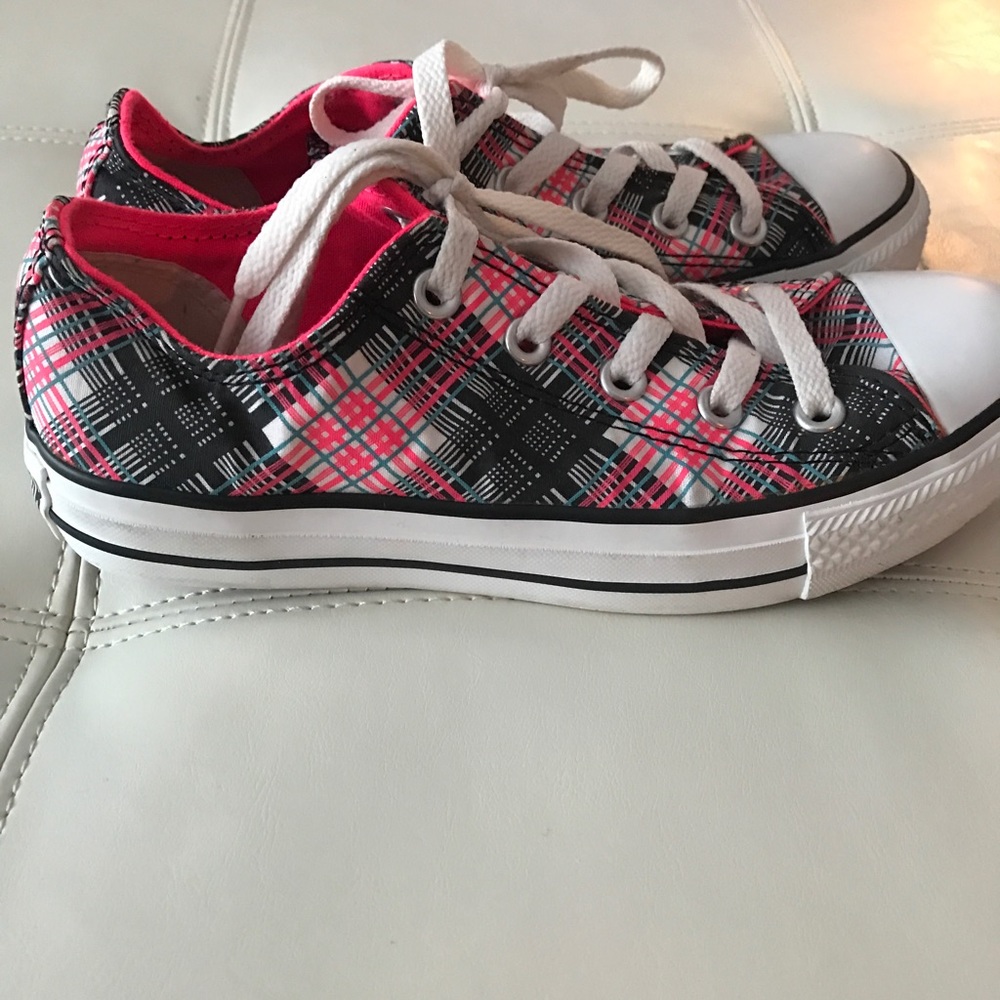 Converse striped sneakers