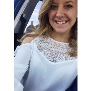 Meet your Posher, Michaela