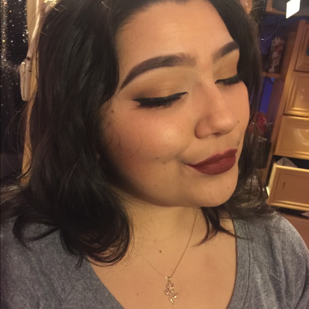 Raquel - Picture 3 of 4