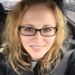 Meet your Posher, Becca