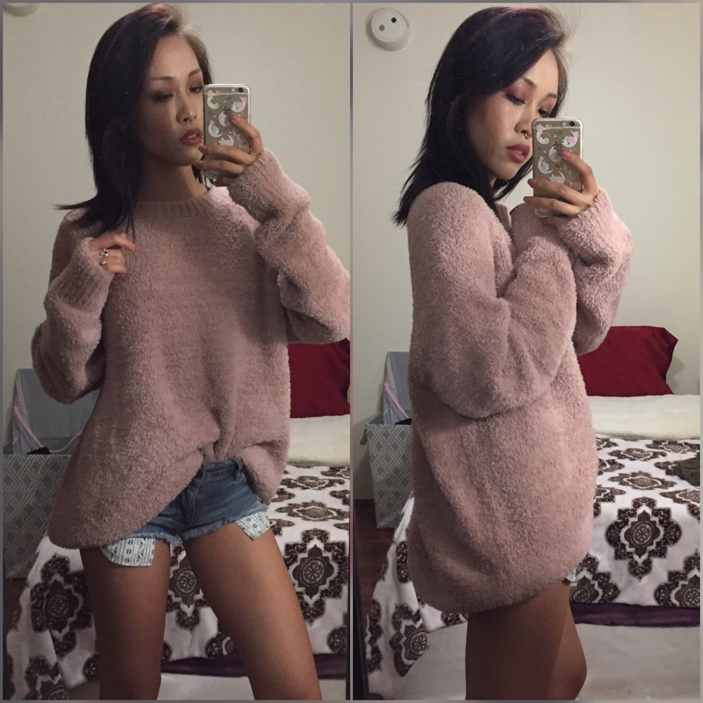 ⚡️FLASH⚡️Baby Pink Fuzzy Sweater