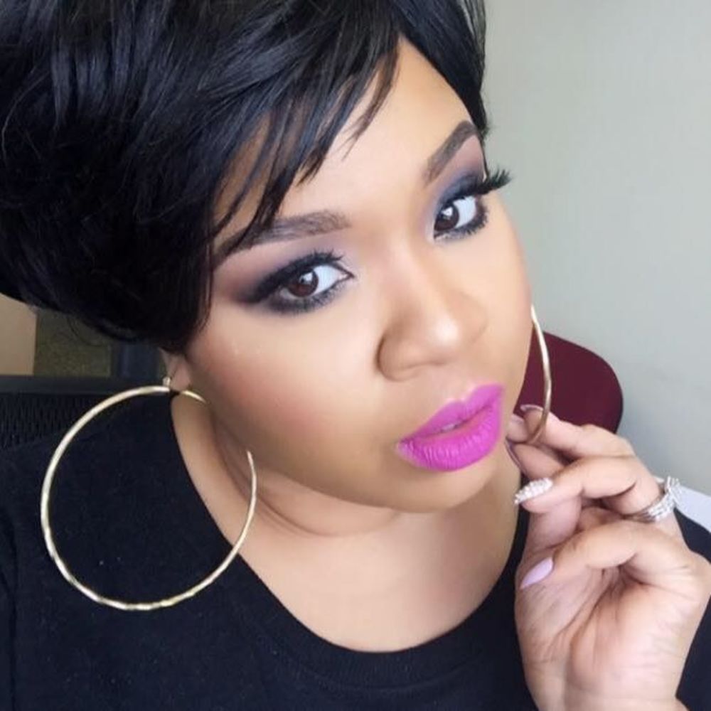 Meet your Posher, Crystal