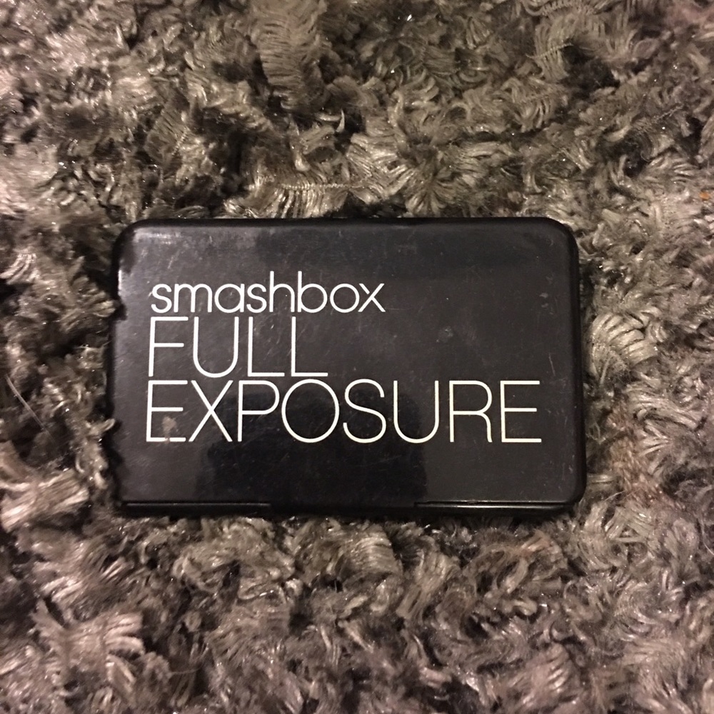 Smash box full exposure travel pallete