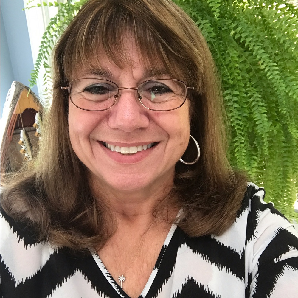 Meet your Posher, Darlene