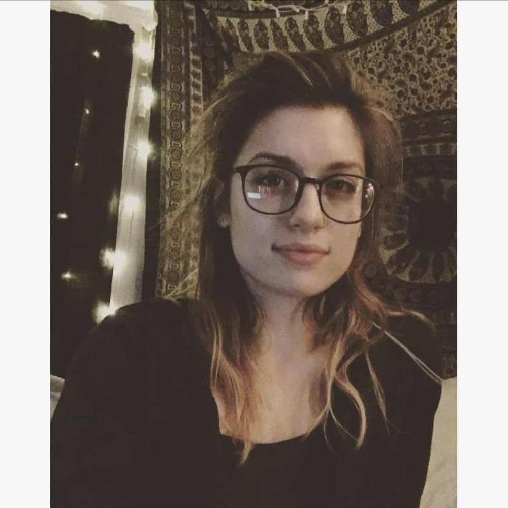 Meet your Posher, Brenna