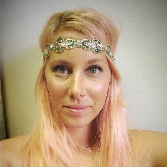 Meet your Posher, Holly - Picture 3 of 8