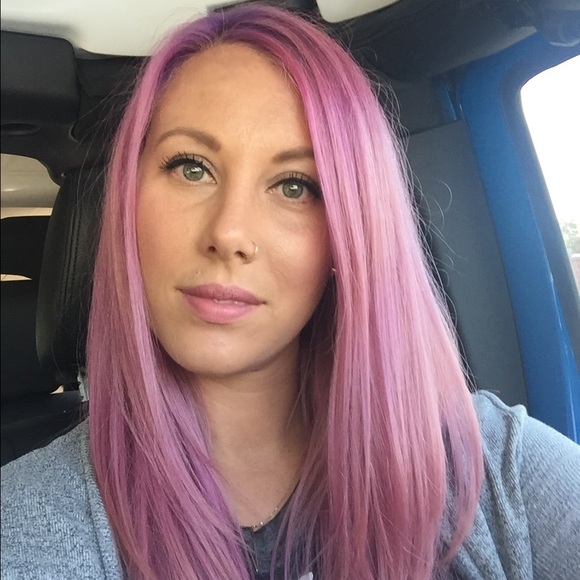 Meet your Posher, Holly - Picture 6 of 8