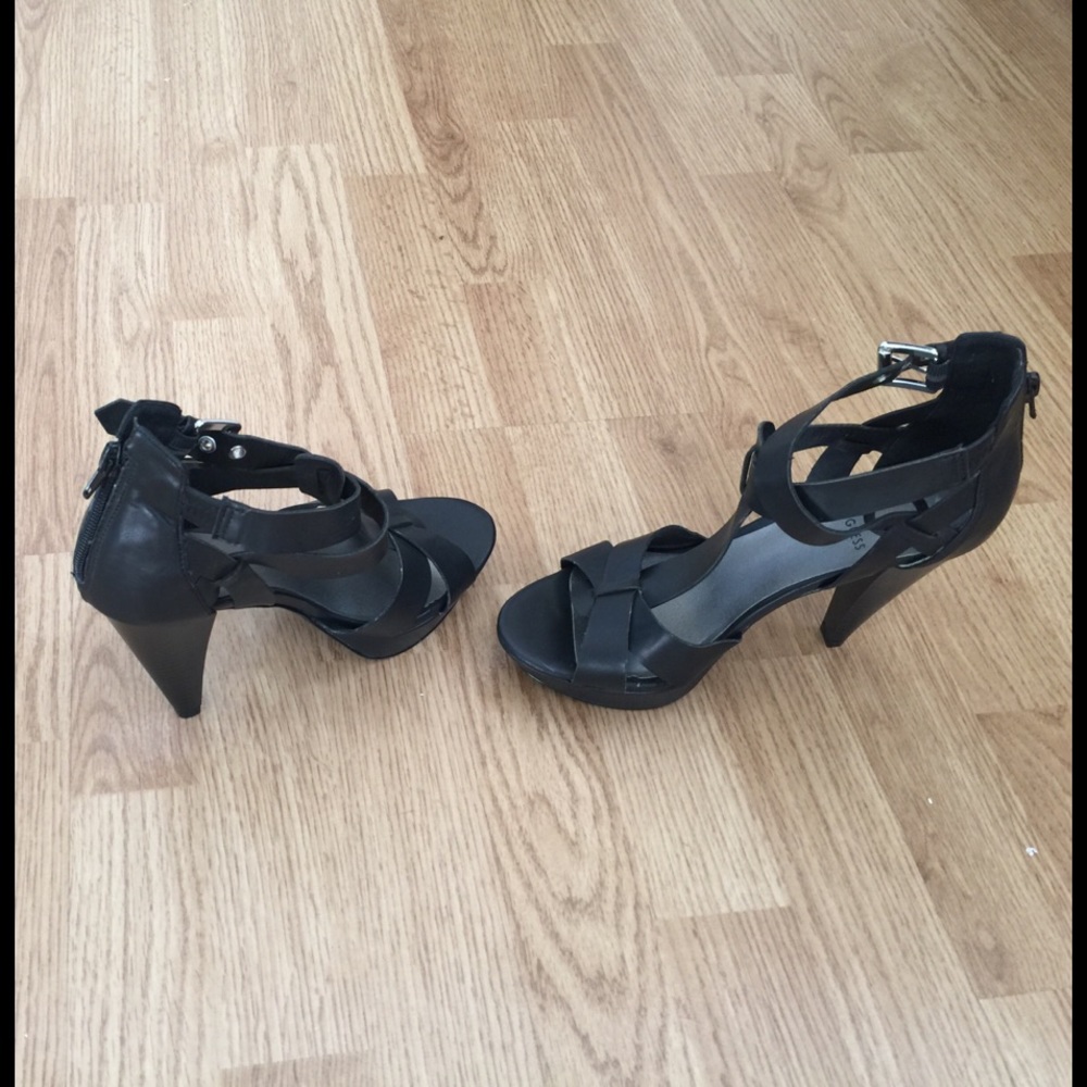 New Guess heels
