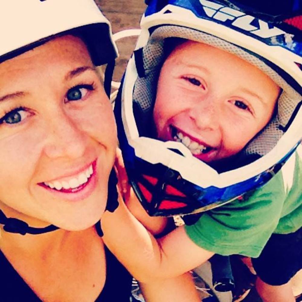 Meet your Posher, Cara