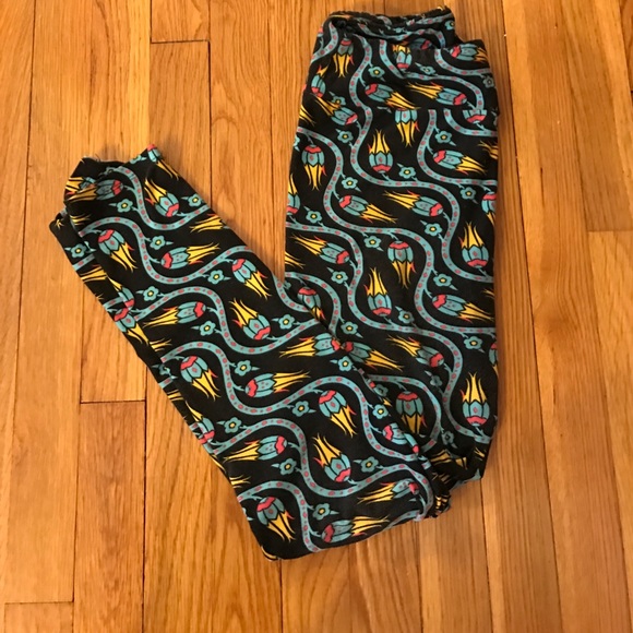 EUC OS lularoe leggings - Picture 1 of 1
