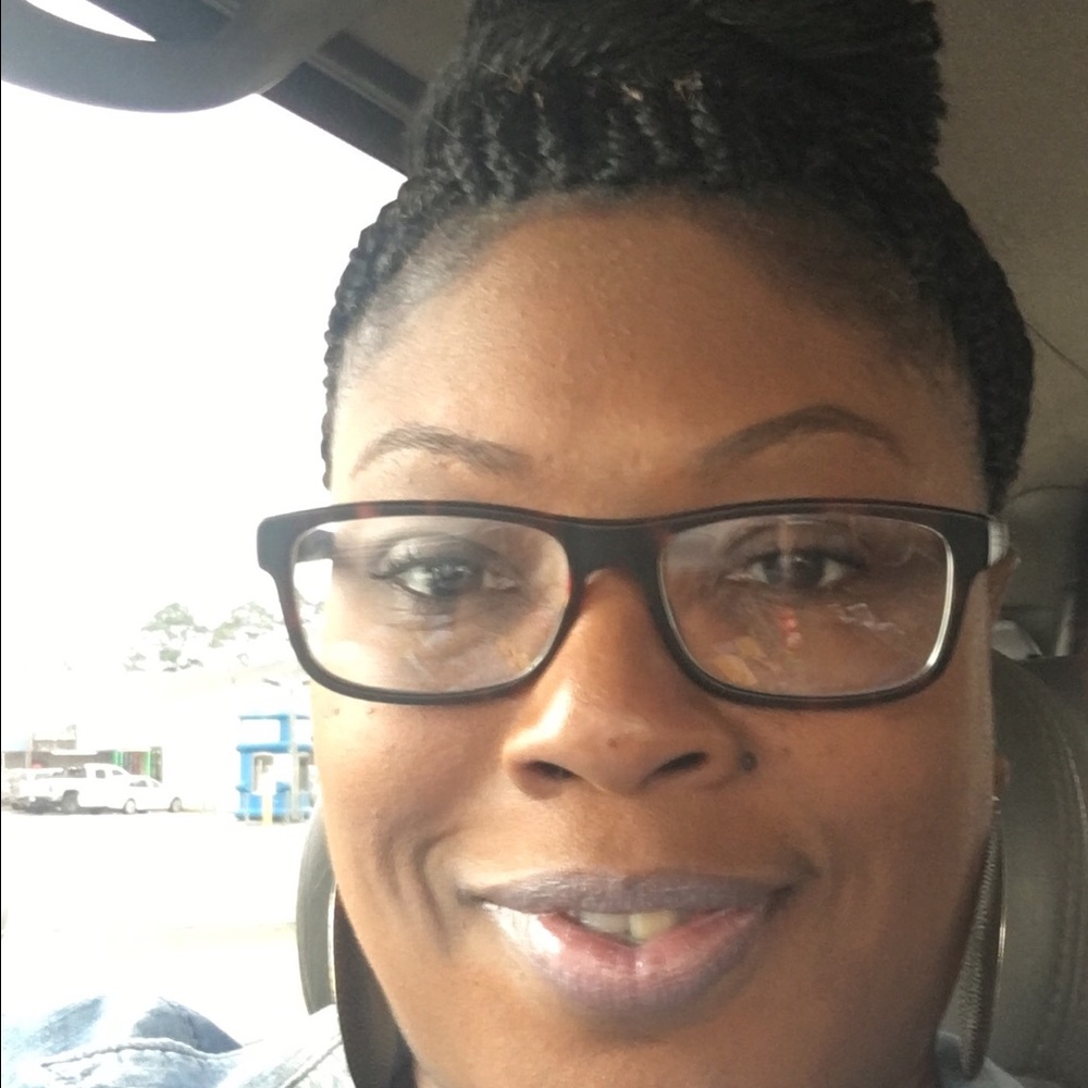 Meet your Posher, Tawanna