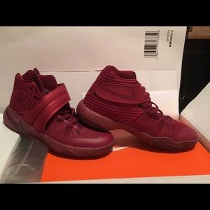Nike Kyrie 2