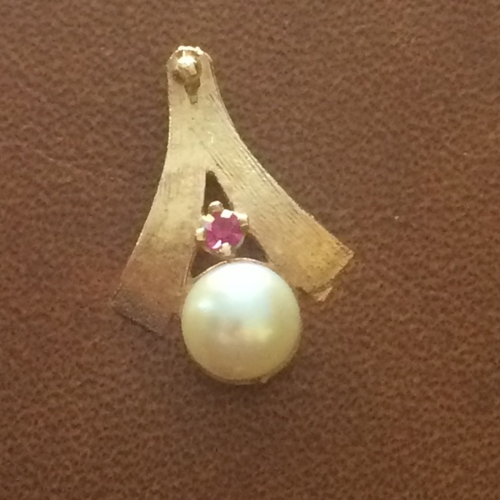 14k 14 k Yellow Gold Ruby & Pearl
