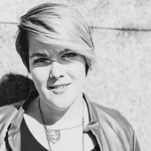 Meet your Posher, Emmi