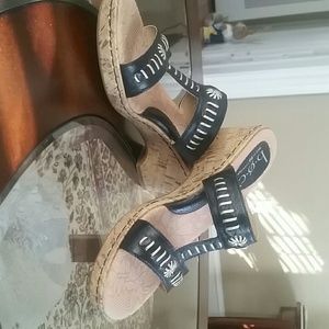 b. o. c. (Born) black sandal